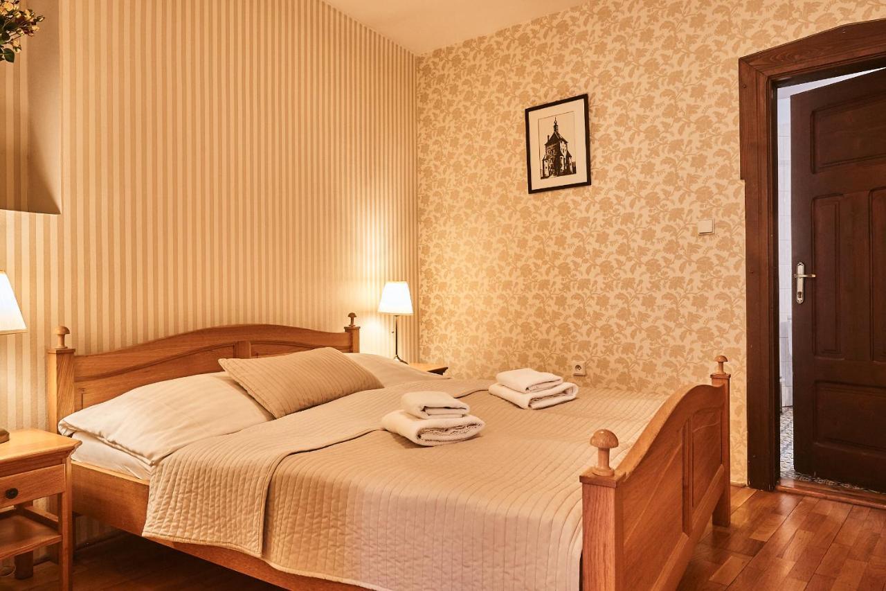 Hotel Salamander Banska Stiavnica Exterior foto