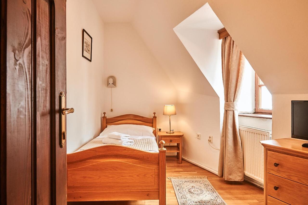 Hotel Salamander Banska Stiavnica Exterior foto