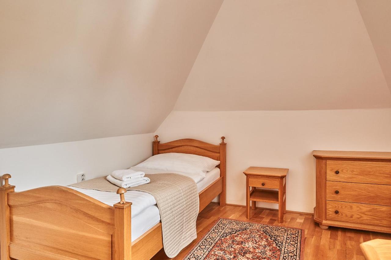 Hotel Salamander Banska Stiavnica Exterior foto
